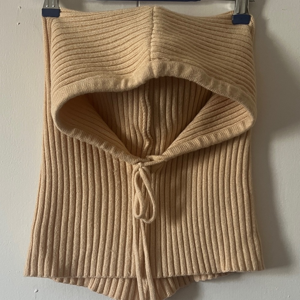 Ribbed Knit Hooded Scarf in Beige